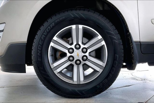 Thumbnail: 2017 Chevrolet Traverse - 8