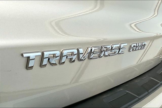 Thumbnail: 2017 Chevrolet Traverse - 7