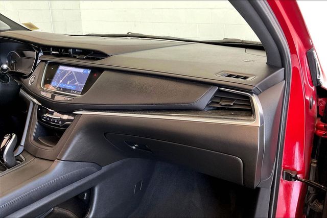 Thumbnail: 2022 Cadillac XT5 - 25