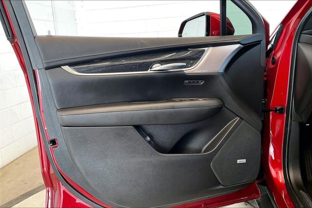 Thumbnail: 2022 Cadillac XT5 - 29