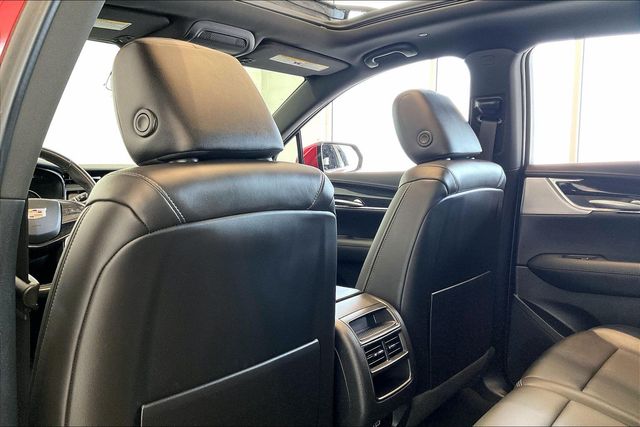 Thumbnail: 2022 Cadillac XT5 - 13