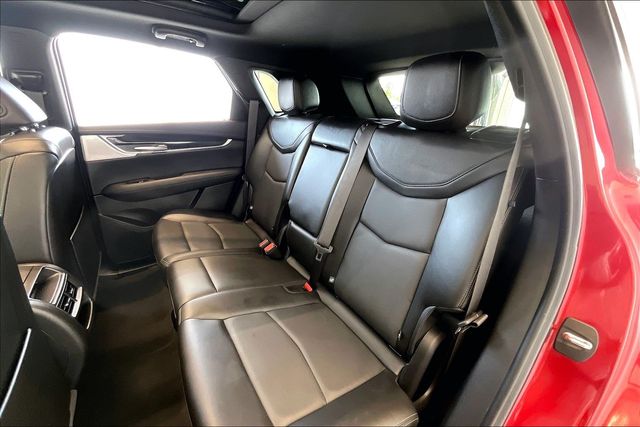 Thumbnail: 2022 Cadillac XT5 - 22