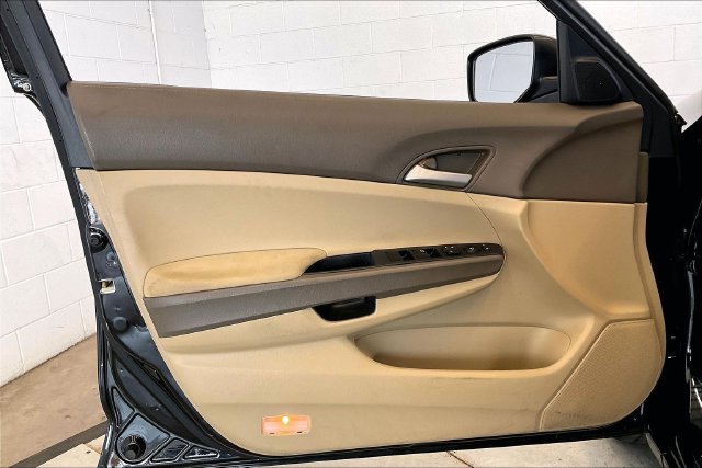 Thumbnail: 2010 Honda Accord - 29