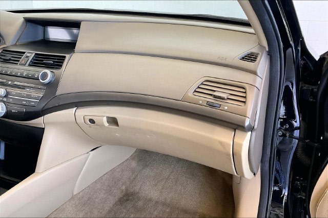 Thumbnail: 2010 Honda Accord - 24