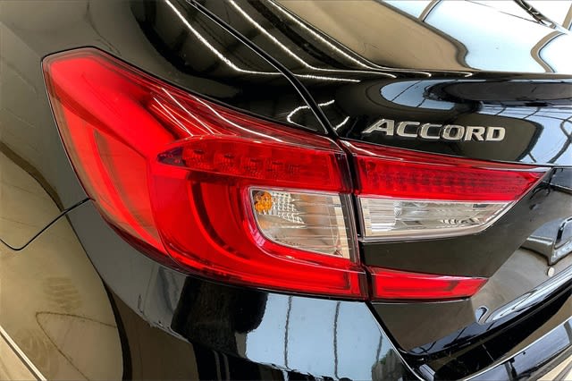 2018 Honda Accord EX 33