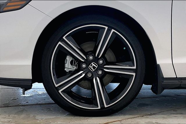 Thumbnail: 2025 Honda Accord - 8