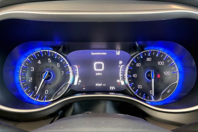 Thumbnail: 2024 Chrysler Pacifica - 17
