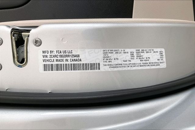 Thumbnail: 2024 Chrysler Pacifica - 20