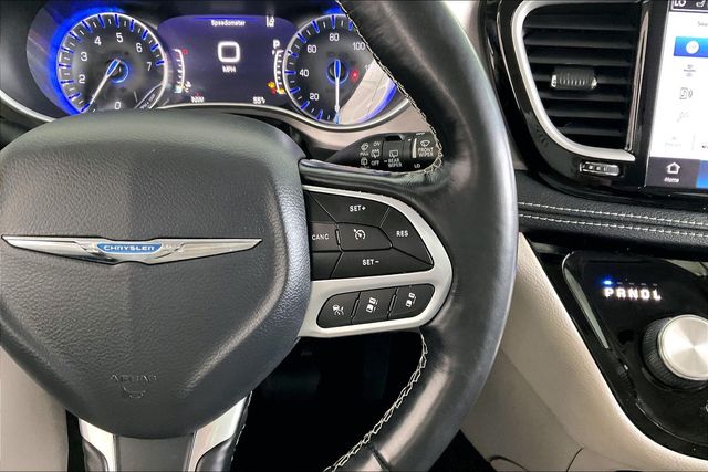 Thumbnail: 2021 Chrysler Pacifica - 27