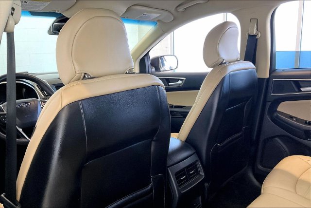 Thumbnail: 2019 Ford Edge - 13