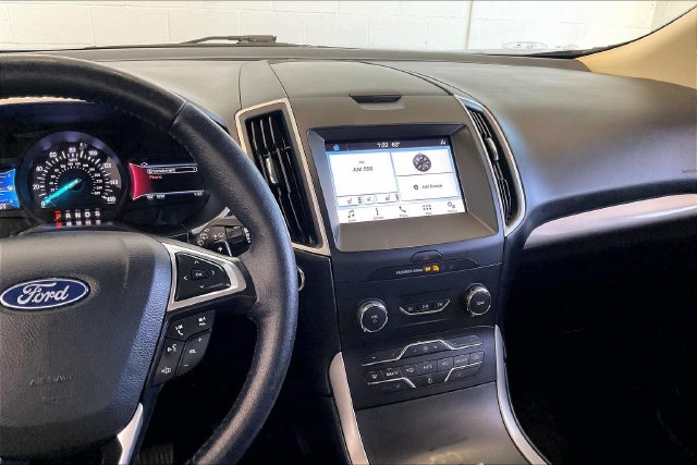 Thumbnail: 2019 Ford Edge - 15