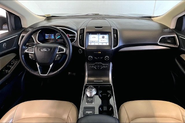 Thumbnail: 2019 Ford Edge - 10