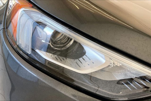 Thumbnail: 2019 Ford Edge - 31