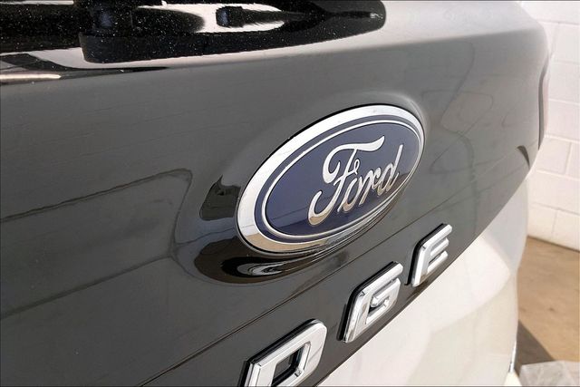 Thumbnail: 2022 Ford Edge - 7
