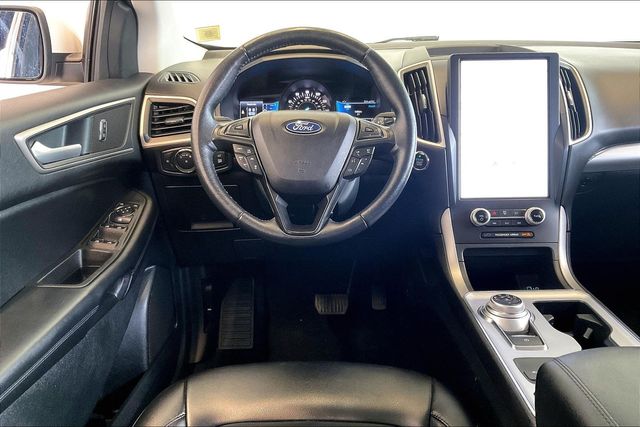 Thumbnail: 2022 Ford Edge - 14