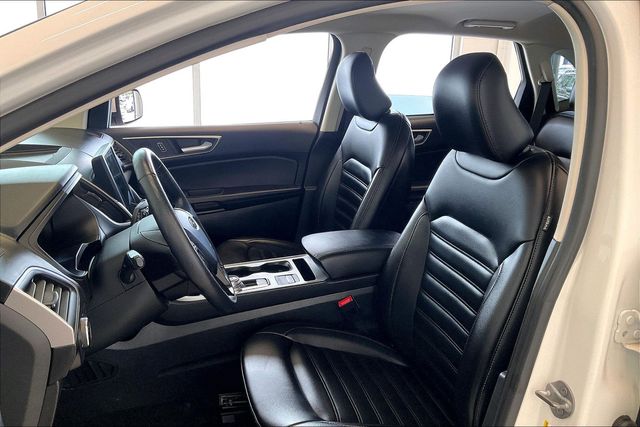 Thumbnail: 2022 Ford Edge - 11