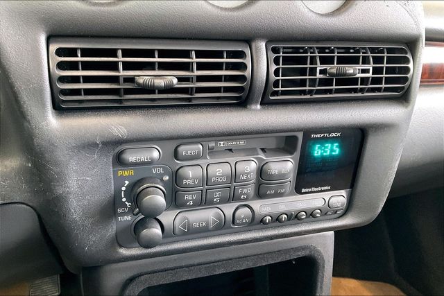 Thumbnail: 1995 Chevrolet Monte Carlo - 27
