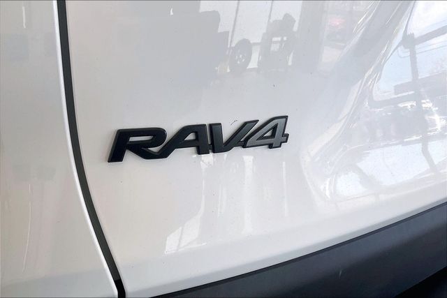 Thumbnail: 2024 Toyota RAV4 - 34