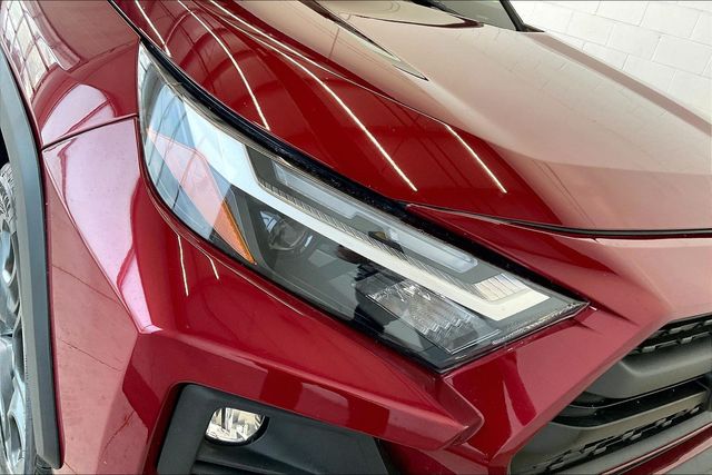 Thumbnail: 2024 Toyota RAV4 - 31