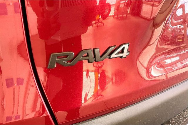 Thumbnail: 2024 Toyota RAV4 - 34