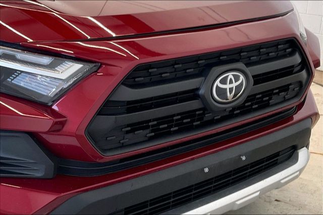 Thumbnail: 2024 Toyota RAV4 - 33
