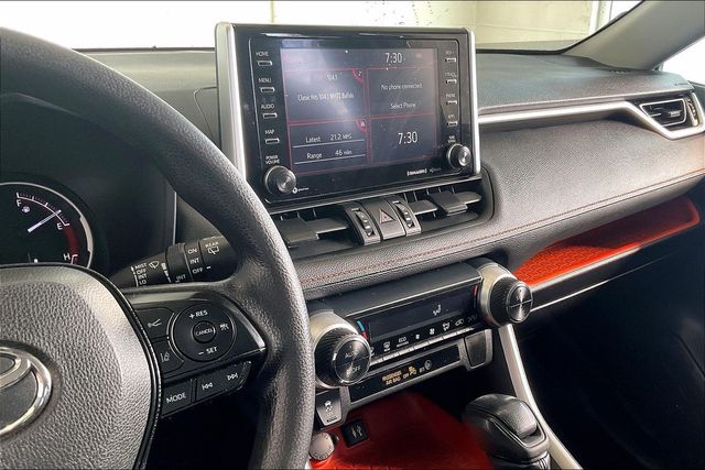 Thumbnail: 2019 Toyota RAV4 - 16
