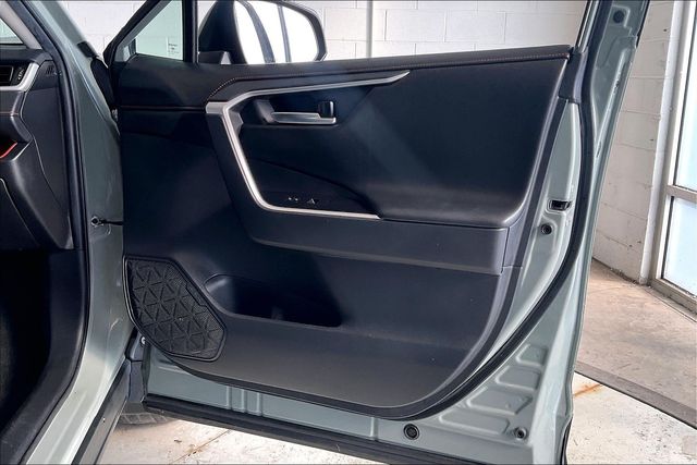 Thumbnail: 2019 Toyota RAV4 - 30