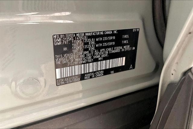 Thumbnail: 2019 Toyota RAV4 - 21