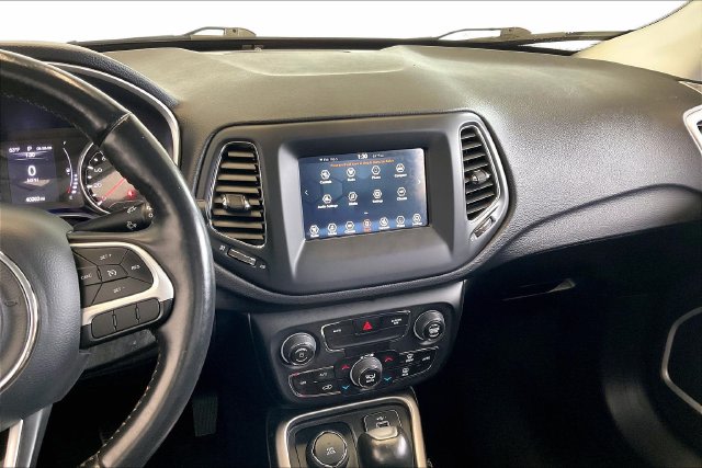 Thumbnail: 2019 Jeep Compass - 15