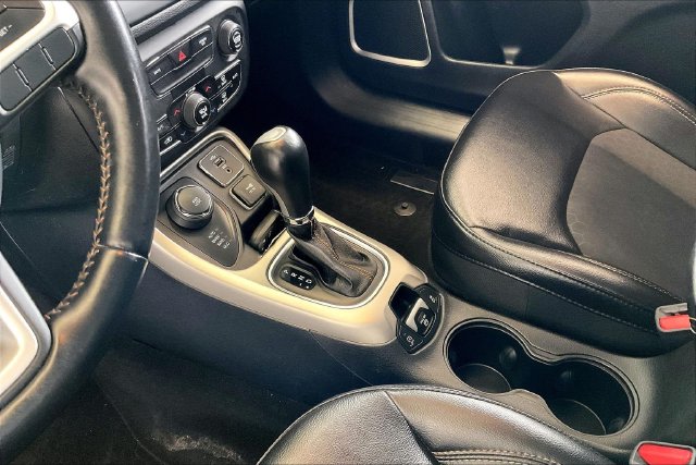 Thumbnail: 2019 Jeep Compass - 16