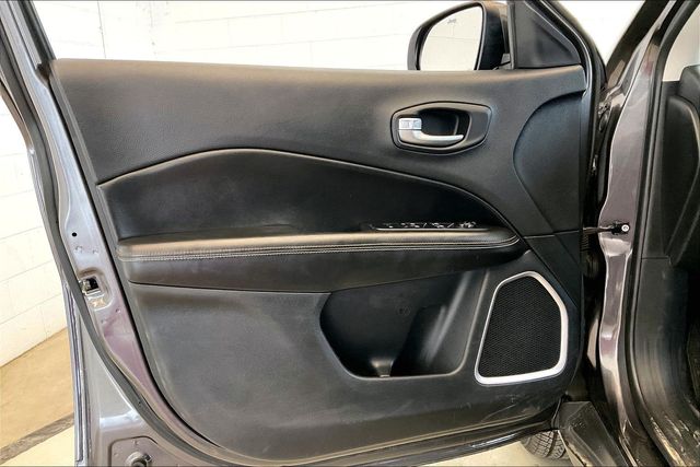 Thumbnail: 2019 Jeep Compass - 28