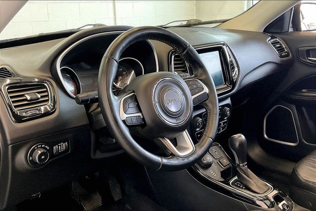 Thumbnail: 2018 Jeep Compass - 2