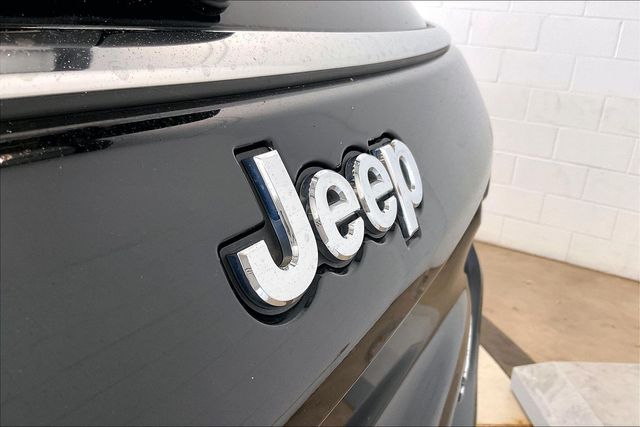 Thumbnail: 2018 Jeep Compass - 33