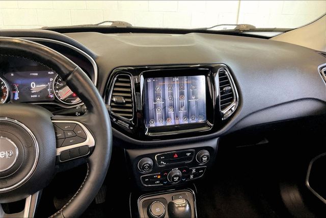 Thumbnail: 2018 Jeep Compass - 16