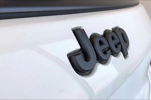 Thumbnail: 2020 Jeep Compass - 33