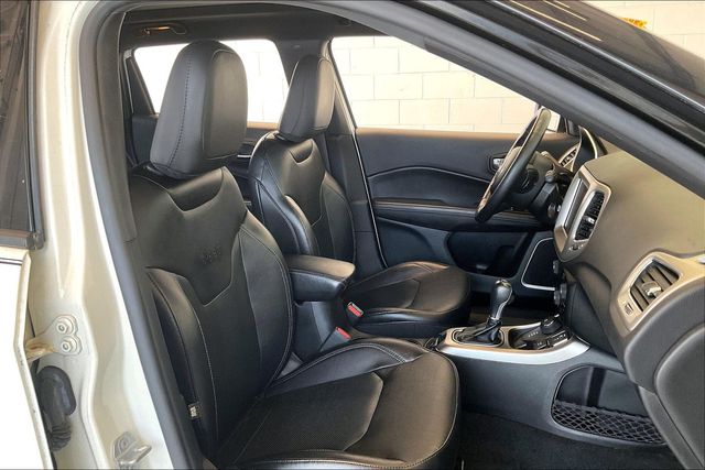 Thumbnail: 2020 Jeep Compass - 11
