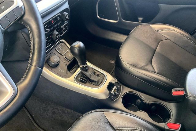 Thumbnail: 2020 Jeep Compass - 16