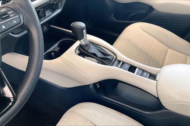 Thumbnail: 2025 Honda HR-V - 17