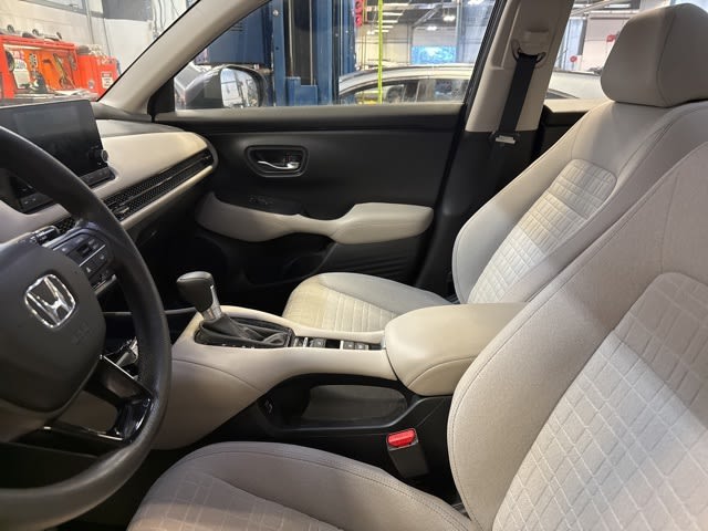 Thumbnail: 2023 Honda HR-V - 8