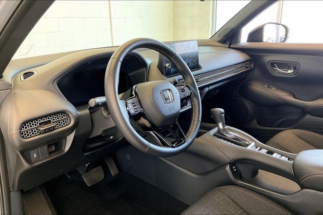 Thumbnail: 2027 Honda HR-V - 2