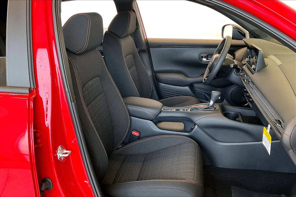 2025 Honda HR-V Sport 12