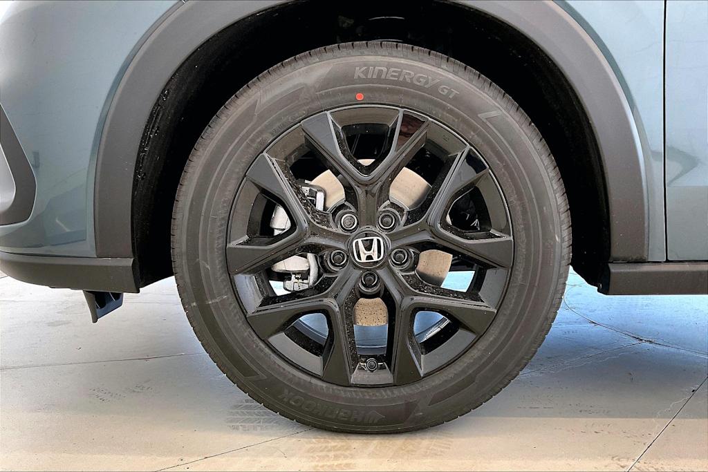 2025 Honda HR-V Sport 8