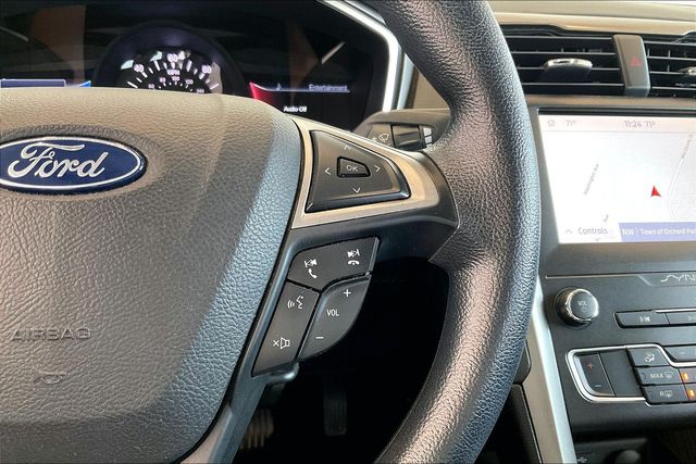 Thumbnail: 2020 Ford Fusion - 26