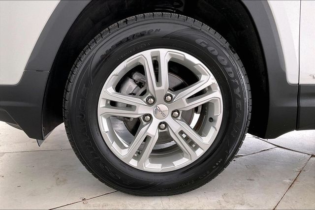 Thumbnail: 2023 GMC Terrain - 8