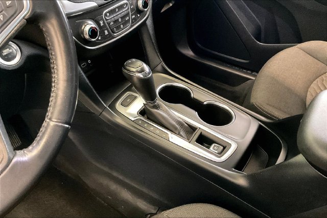 Thumbnail: 2019 Chevrolet Equinox - 16
