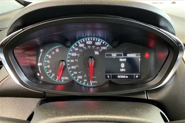 Thumbnail: 2017 Chevrolet Trax - 17