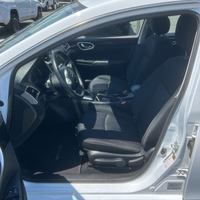 Thumbnail: 2019 Nissan Sentra - 10