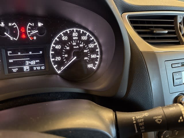 Thumbnail: 2014 Nissan Sentra - 9