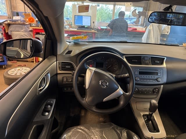 Thumbnail: 2014 Nissan Sentra - 2