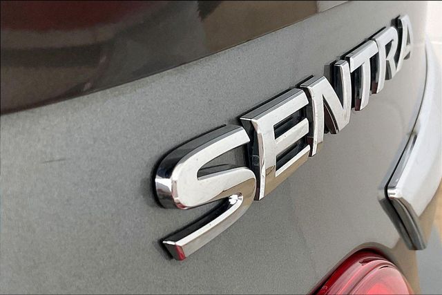 Thumbnail: 2017 Nissan Sentra - 34